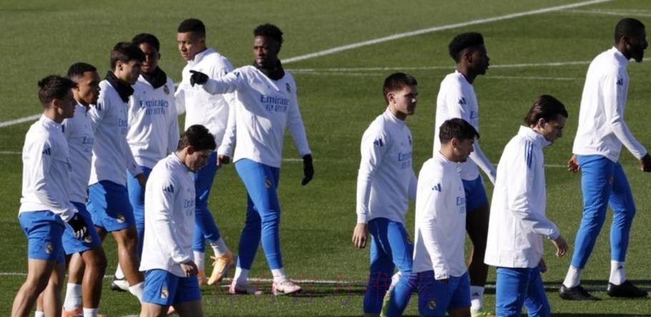 世体：皇马今天下午集结恢复训练 备战密集赛程